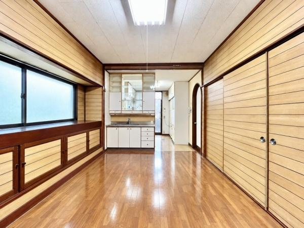 【居間・リビング】 | 須磨区高倉台7丁目　中古戸建