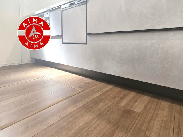 古賀市花鶴丘3丁目第1-2棟（1号棟）の内観：施工例|ご家族を近くに感じられる対面キッチンのLDK。会話もはずみそうですね。