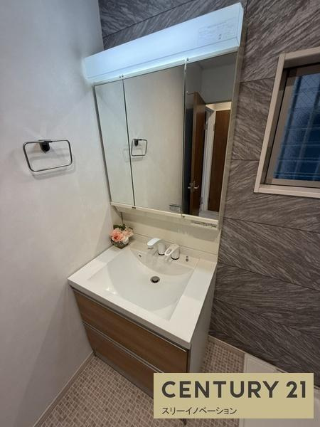 港晴3丁目中古戸建の独立洗面台