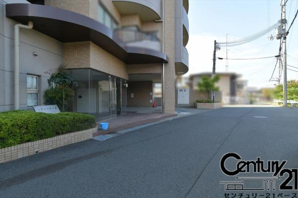 シティパル八木バードビューのその他|■現地撮影写真■広々開放感溢れる前面道路です！