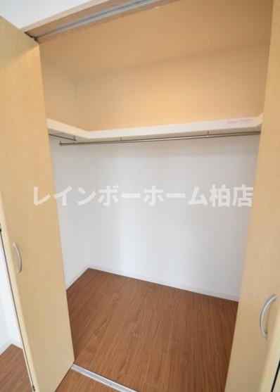 仲介手数料（賃料の1.10ヵ月）の50％OFF対象物件！の収納