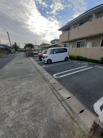 ハーモニー　バレーの駐車場