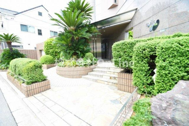 エトワール花園のエントランス