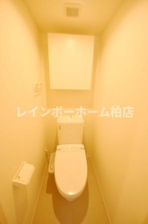 特典：仲介手数料が無料です!!のトイレ|ゆったりとした空間のトイレです