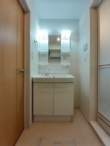 ブライト　ガーデンの洗面所