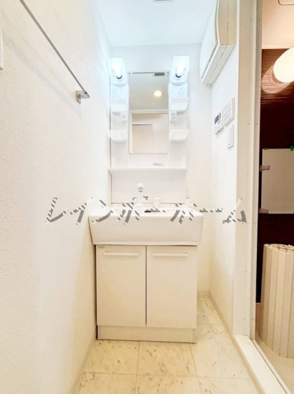 【仲介手数料：50％OFF】対象物件！の洗面所|別部屋。参考写真。