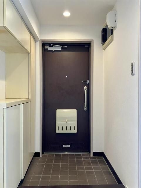 ハイツ高野台の玄関