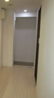 Ｒｉｓｉｎｇ　ｐｌａｃｅ巣鴨の玄関