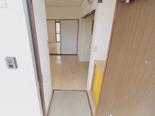 サンハイム川本の内装