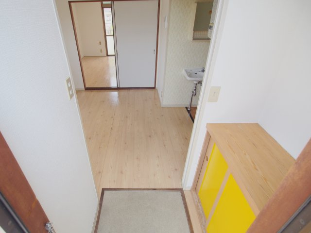 サンハイム川本の玄関