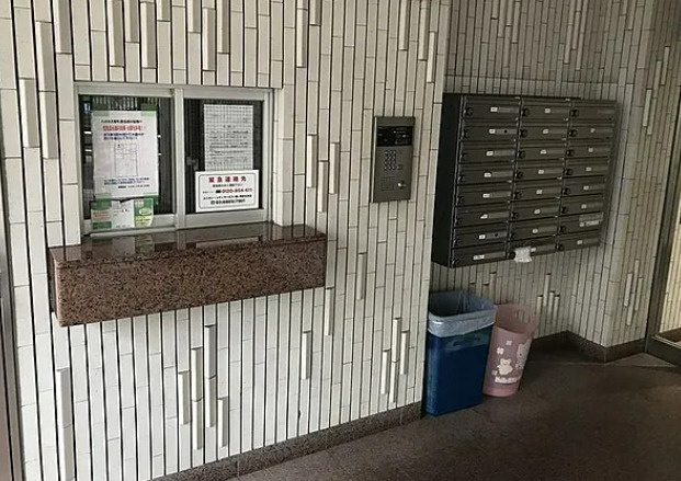 ハイネス要町のロビー