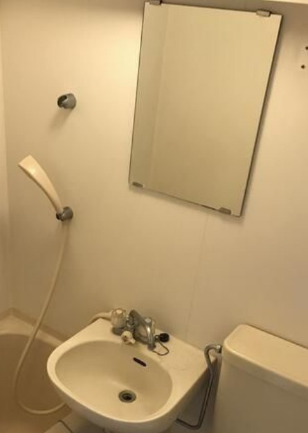ハイネス要町の洗面所