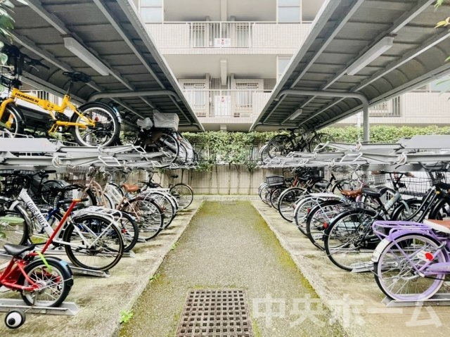 オーベル本所吾妻橋の駐輪場|【自転車置き場】最新の空き状況や費用などの詳細は担当スタッフまでお問い合わせください。