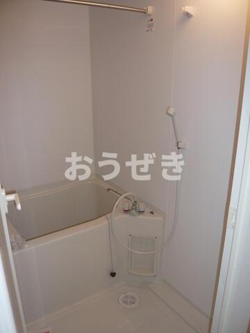 クレアーレの浴室|浴室乾燥機付きで雨の日のお洗…