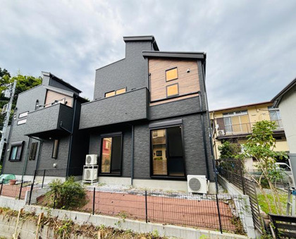 鎌倉市笛田５丁目　中古戸建の外観