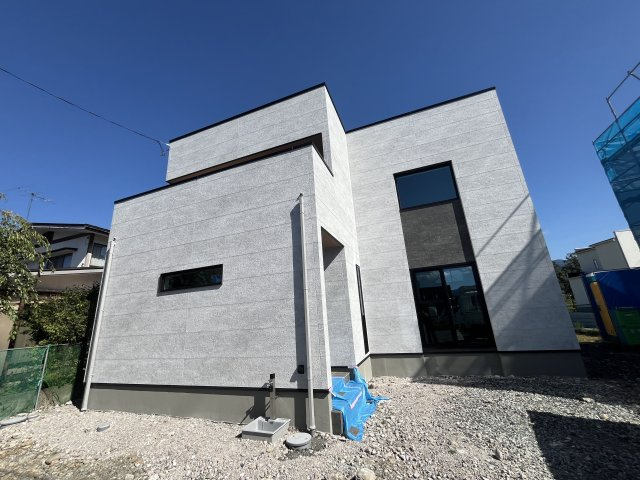 山形市大字片谷地字東裏399番129　3号棟