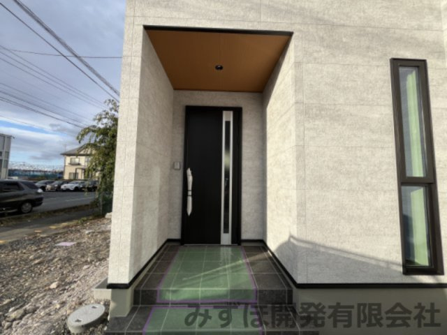 山形市大字片谷地字東裏399番129　3号棟の玄関|10/6