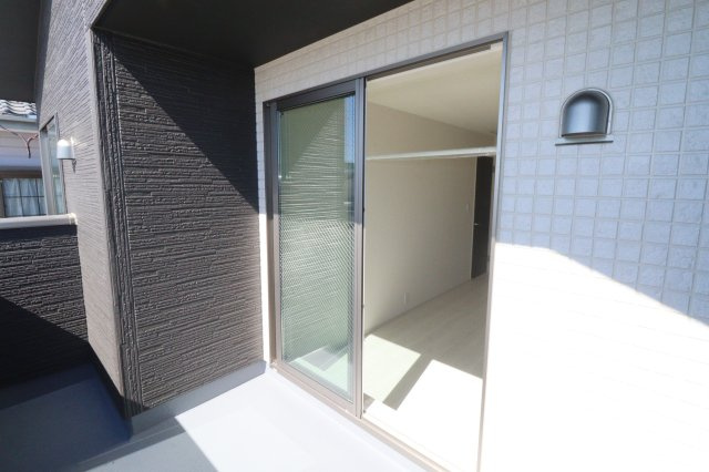 郡山市昭和2丁目　　　１号棟　　　小原田小学校、小原田中学区のバルコニー