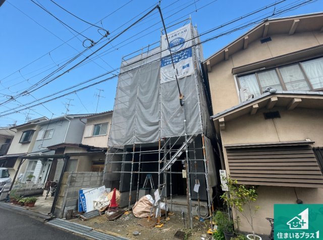 ★宇治市小倉町山際　新築一戸建ての外観|周辺は落ち着いた街並みの住宅地！子育てがしやすい住環境です！まだ未完成ですが、現地でしかわからない事もございます。是非一度ご覧ください。

