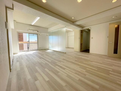 【居間・リビング】 | 麻布エンパイアマンション
