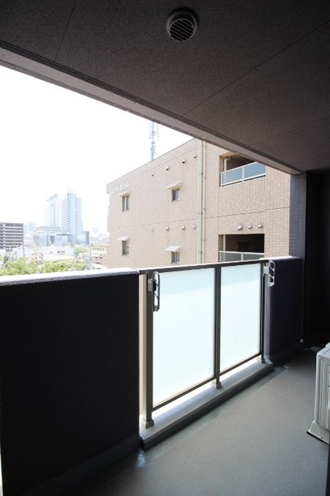 Ｗｅｓｔ　Ｏｎｅのバルコニー