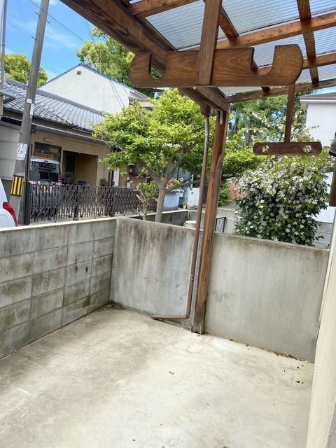 出口二丁目平屋のエントランス