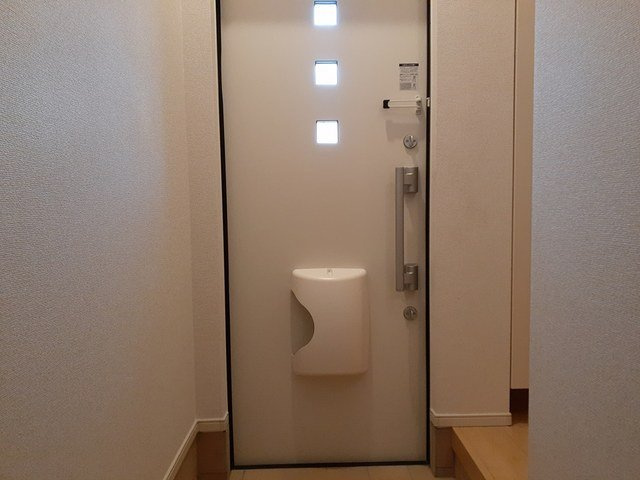プリムヴェールヒルズⅡの玄関