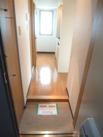 スカイコート早稲田第５の玄関