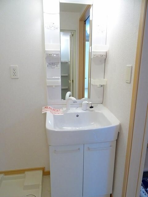 センチュリー善の洗面所