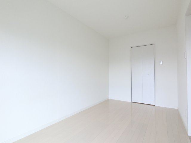 【寝室】 | ルールド　クロワール（末広）