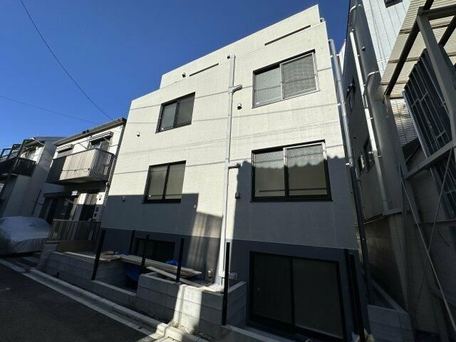 早稲田鶴巻町ＩＭＡハウスの外観