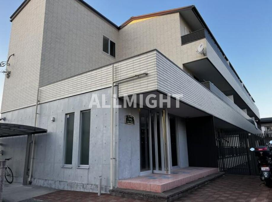 川崎市多摩区登戸の賃貸マンションの外観