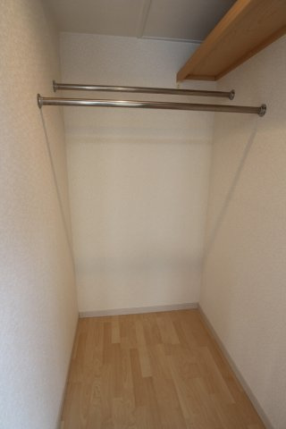 パッサーブルー野中【キャッシュバック対象物件】の収納|便利な収納スペースです