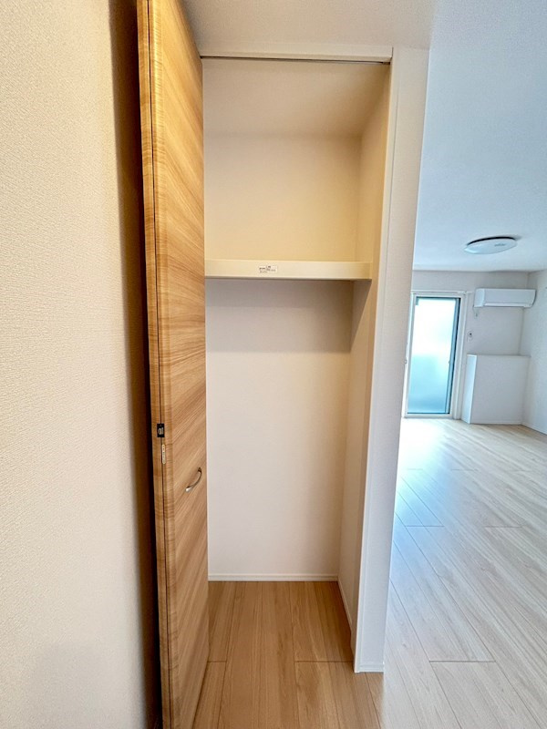 レ ジェモー 中郷の収納