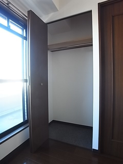 リーガル神戸元町の収納