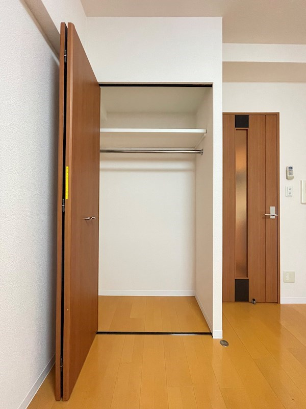 エステムコート神戸西Ⅲフロンタージュの収納