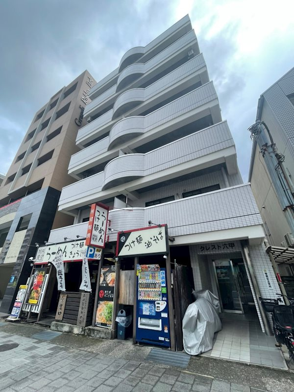クレスト六甲の外観