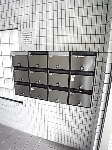 クレスト六甲の外観