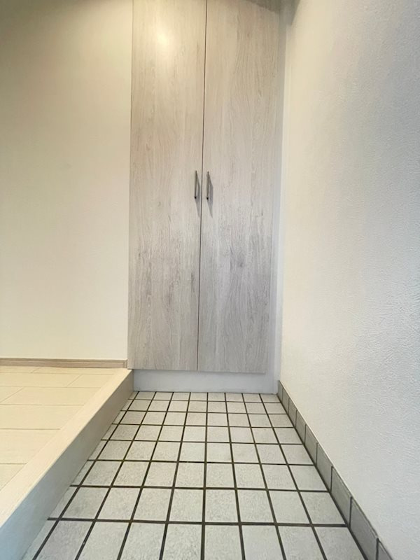 クレスト六甲の玄関