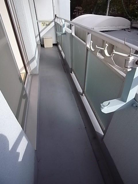 エグゼ西川のバルコニー