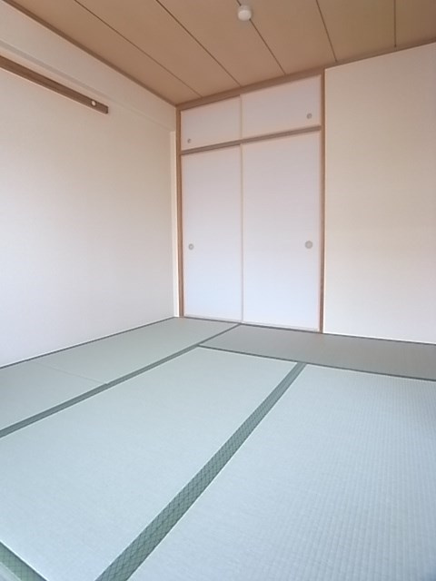 ル・ソレイユ須磨の寝室