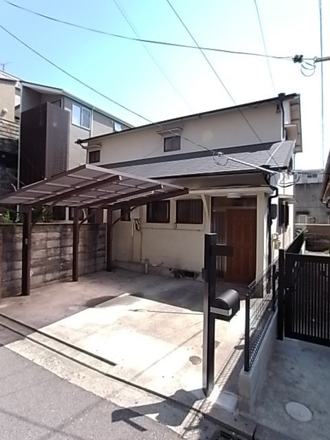 松本テラスハウスの外観