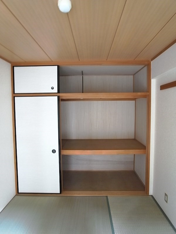 エトアール甲子園口の収納