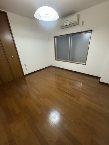 峰住吉ハイツの居間・リビング