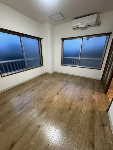 峰住吉ハイツの居間・リビング