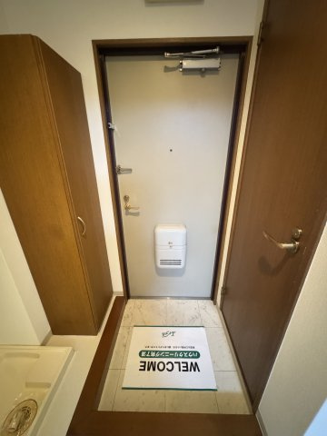 峰住吉ハイツの玄関