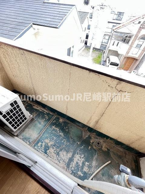 武庫リバーハイツ(武庫町3丁目)のバルコニー
