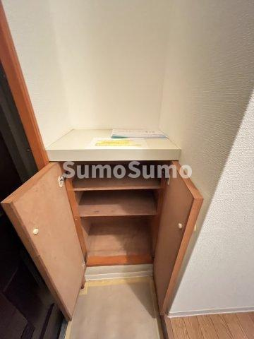 セルダンハイツ魚崎寺前の収納