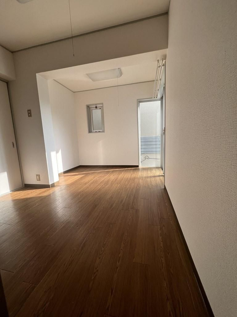 ルミエール東灘の居間・リビング