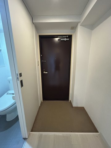 長堀橋ZENSHIN.BLDの玄関